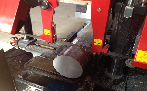 沅陵卧式带锯床加工时出现明显振荡如何排查？